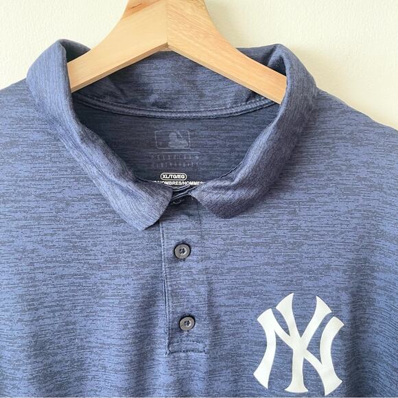 Yankees Navy Blue Polo Short Sleeve Shirt with Logo Mens size XL - Picture 4 of 6